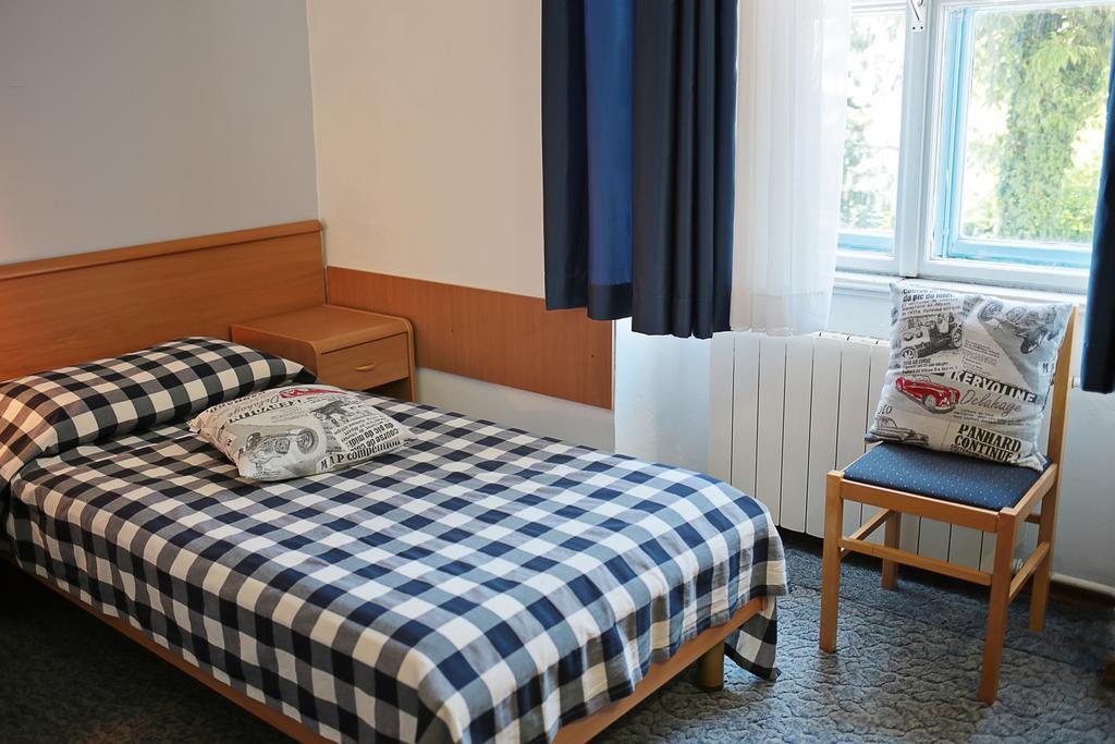 Zweibettzimmer